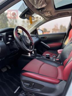 تۆیۆتا کۆرۆلا کرۆس